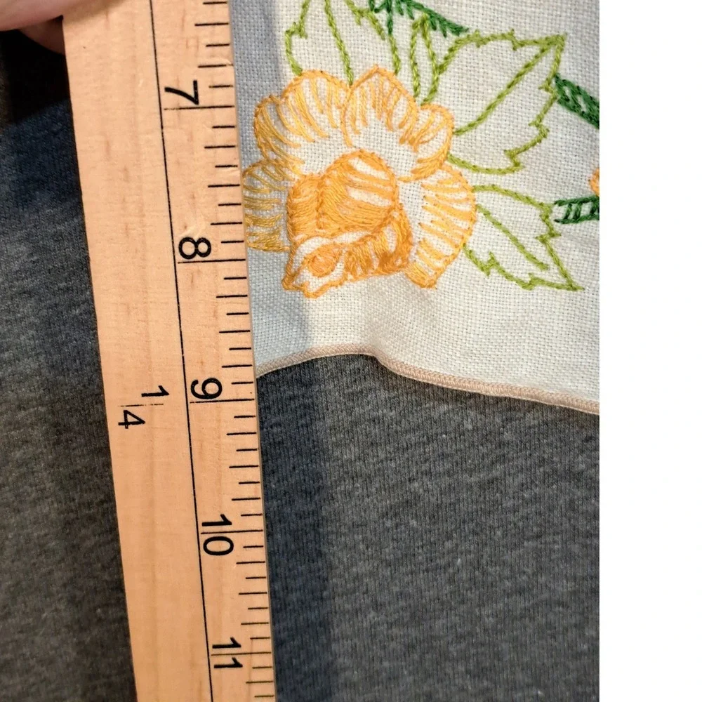Vintage Hand Embroidered Linen Napkin Yellow Floral Scalloped Edge 12.5x9.5